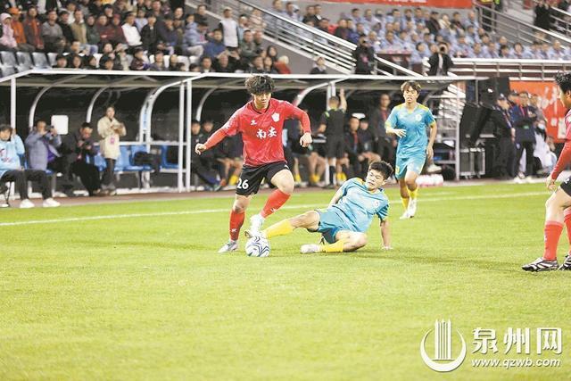 天天盈球网页版-2026年泉州市首届“迎春杯”足球联赛落幕 南安队夺冠